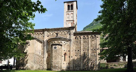 Kerk Ss. Gusmeo en Matteo in Gravedona